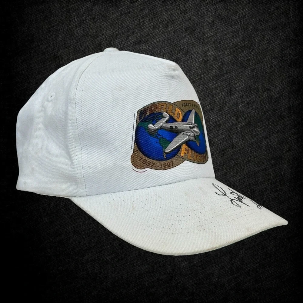 Pilot Linda Finch Autographed‎ Hat Vintage 90s White Snapback Pratt Whitney Cap